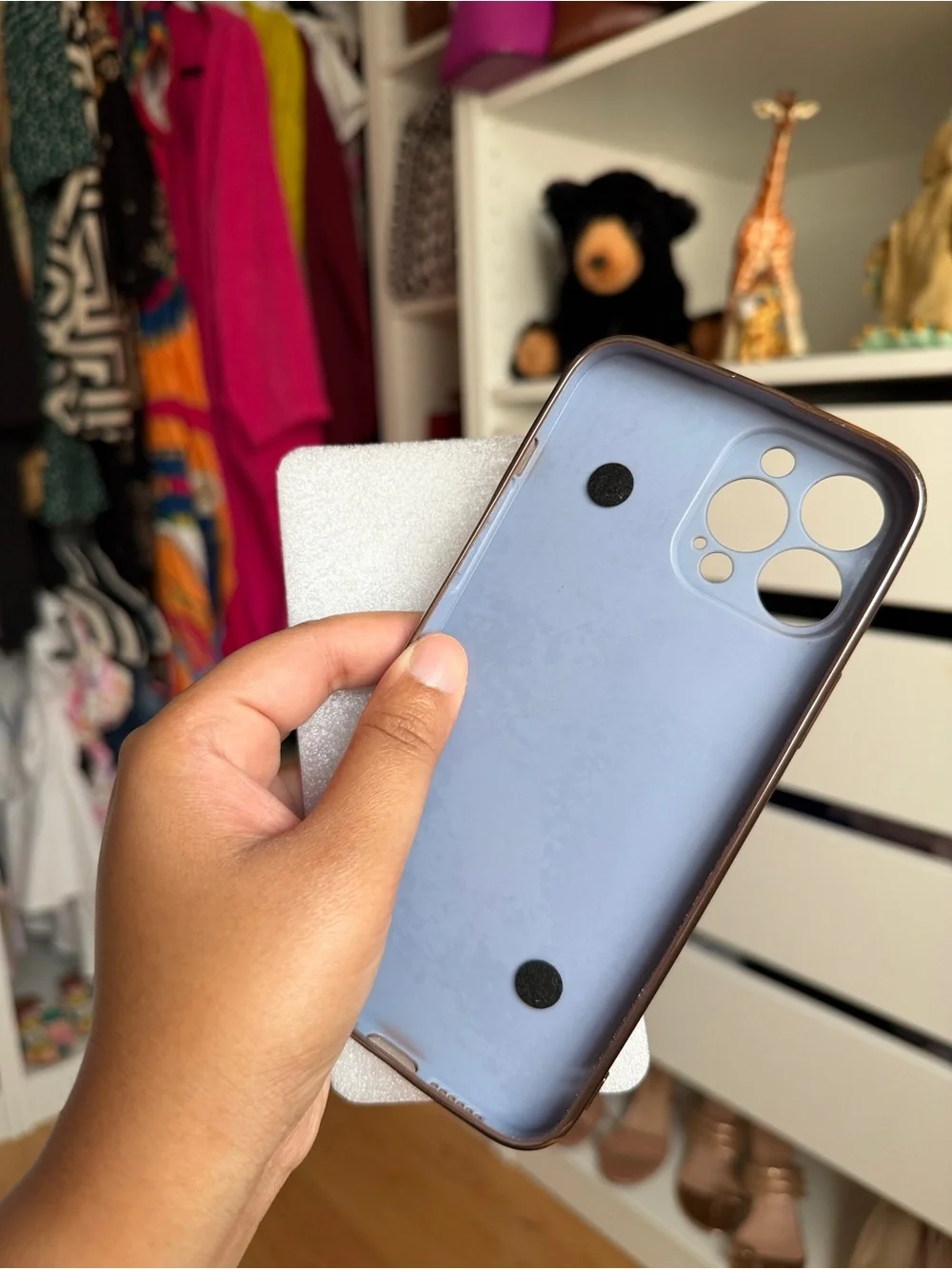 Light Blue Phone Case with Pink Heart Chain Charm 16 pro max